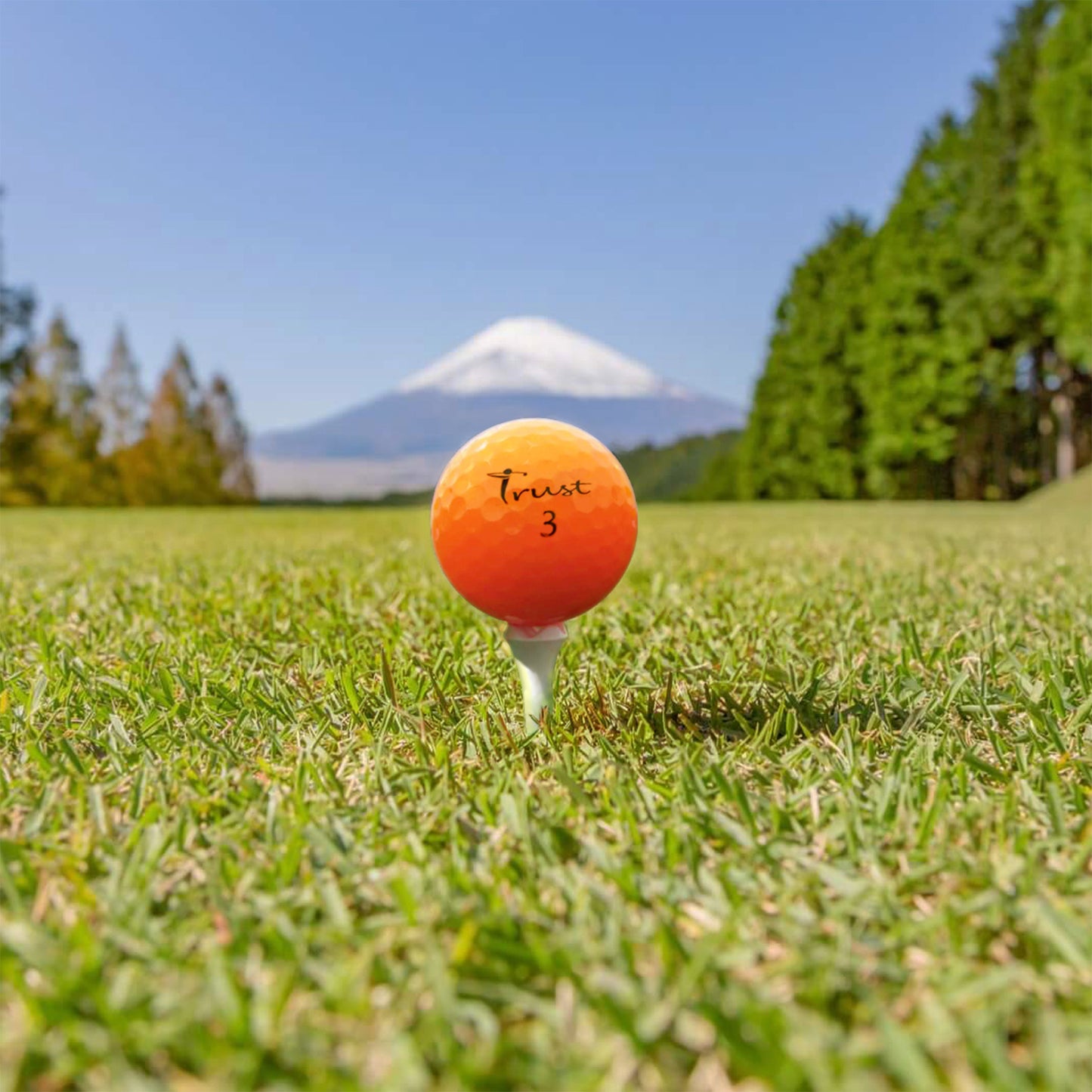 Aurora: Crystal Urethane Golf Ball